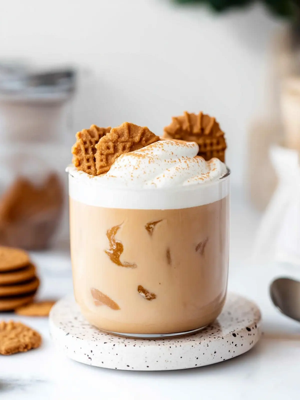 Cookie Butter Latte Bliss: How to Make Iced or Hot! 2 Cookie Butter Latte (Biscoff Latte)